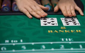 Roulette betting layout showing inside bets, outside bets, and payout ratios
